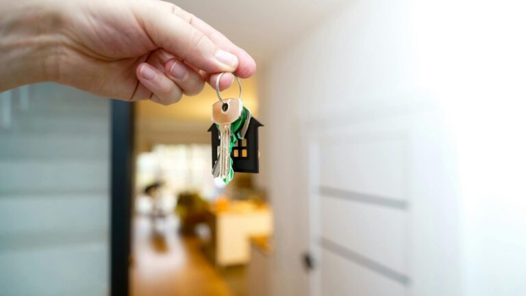 keys for Home Sale Entry Door